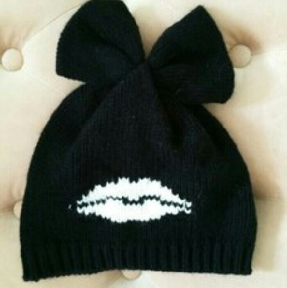 Betsy Johnson Hat